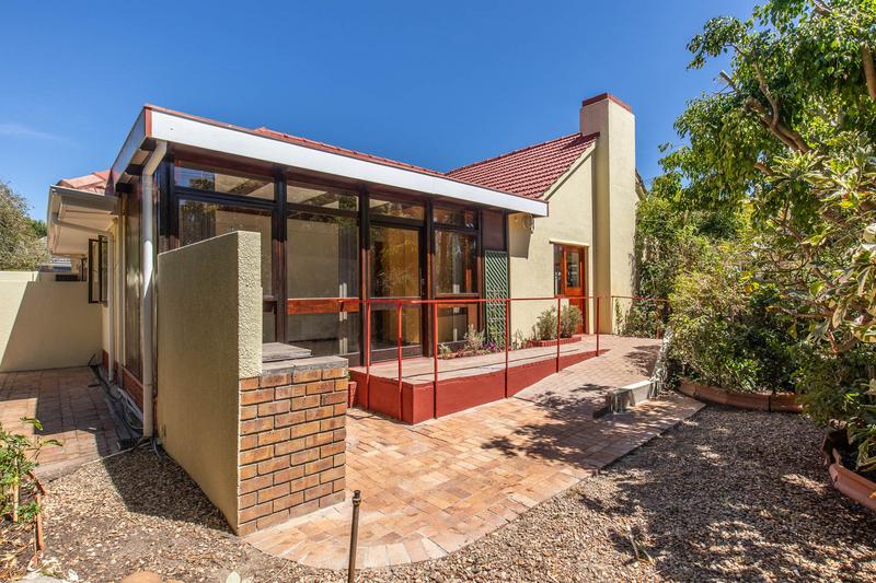 5 Bedroom Property for Sale in Bergvliet Western Cape